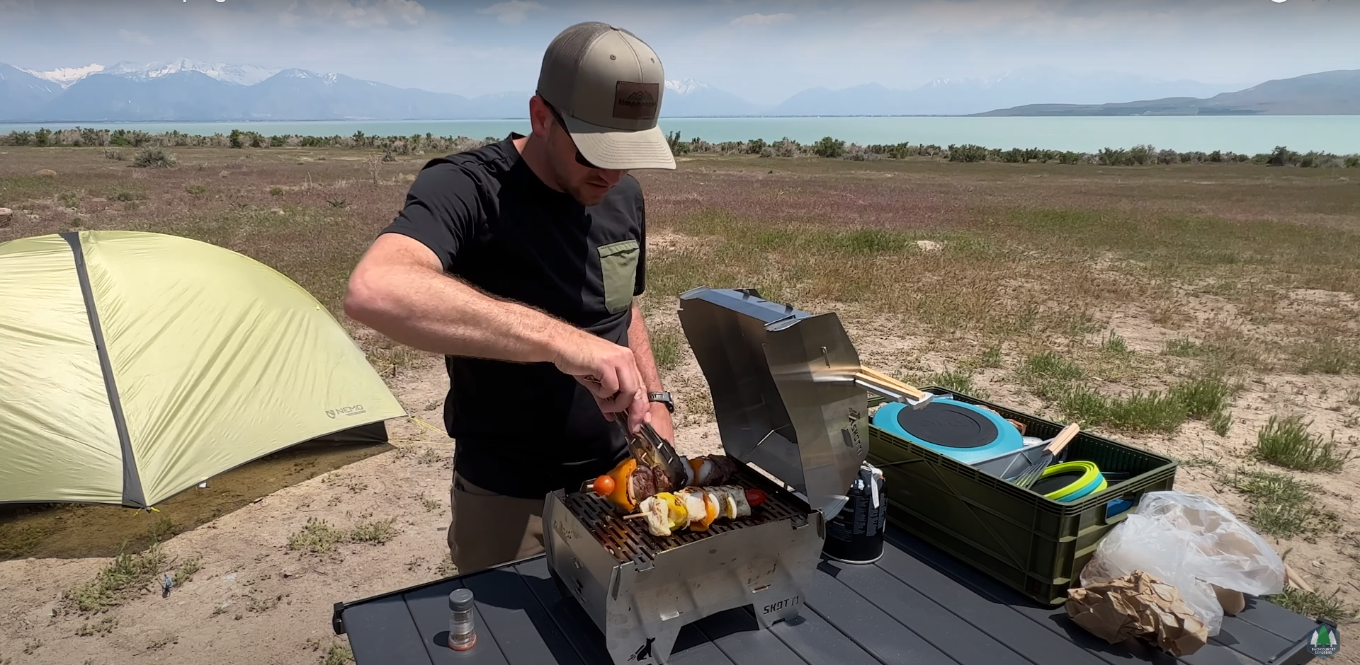 Load video: Next Level Camping Meals with the SKOTTI Gas Grill